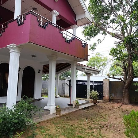 S And P Airport Transit Hostel And Villa 01 Negombo Exterior photo